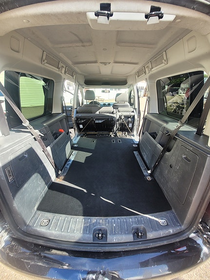 Volkswagen Caddy Maxi 6 of 18