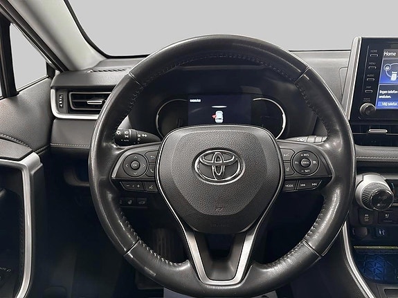 Toyota RAV4 10 of 11