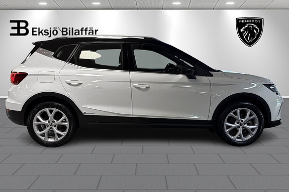 Seat Arona 4 of 20