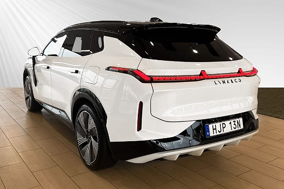 Lynk & Co 08 3 of 30
