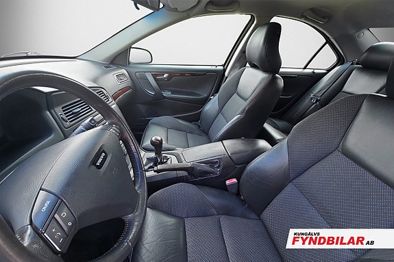 Volvo S60 7 of 7