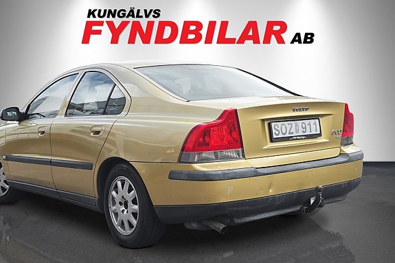 Volvo S60 3 of 7