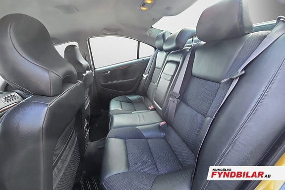 Volvo S60 5 of 7