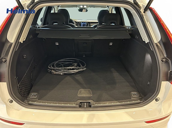 Volvo XC60 13 of 13