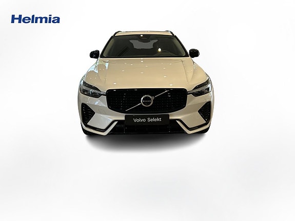 Volvo XC60 8 of 13