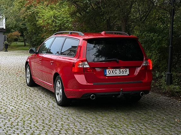 Volvo V70 6 of 8