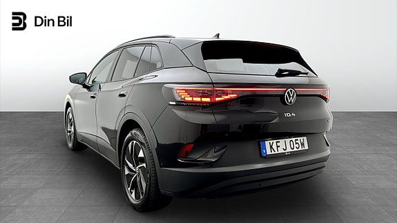 Volkswagen ID.4 3 of 19