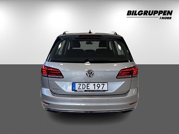 Volkswagen Golf Sportsvan 5 of 16