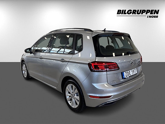 Volkswagen Golf Sportsvan 6 of 16