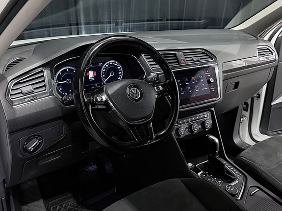 Volkswagen Tiguan Allspace 15 of 30