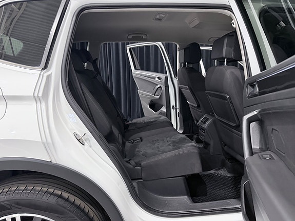 Volkswagen Tiguan Allspace 16 of 30