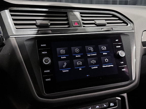 Volkswagen Tiguan Allspace 28 of 30