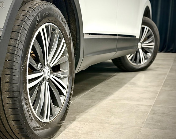 Volkswagen Tiguan Allspace 6 of 30