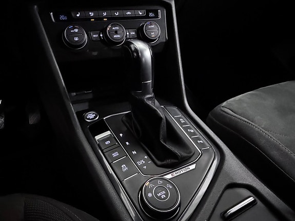 Volkswagen Tiguan Allspace 27 of 30