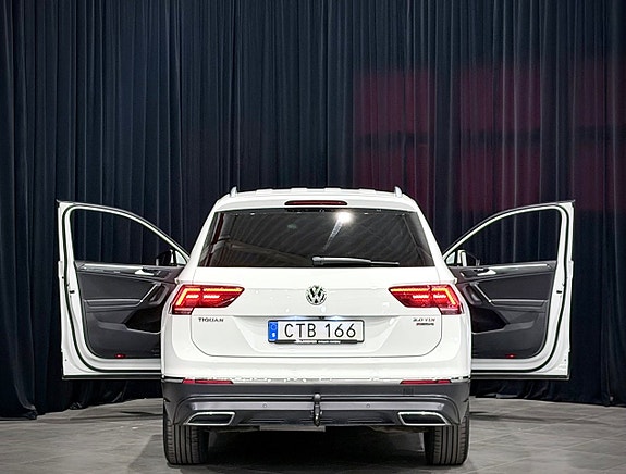 Volkswagen Tiguan Allspace 10 of 30