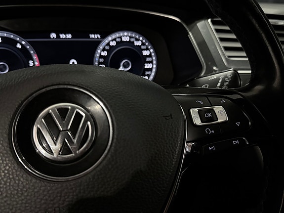 Volkswagen Tiguan Allspace 25 of 30