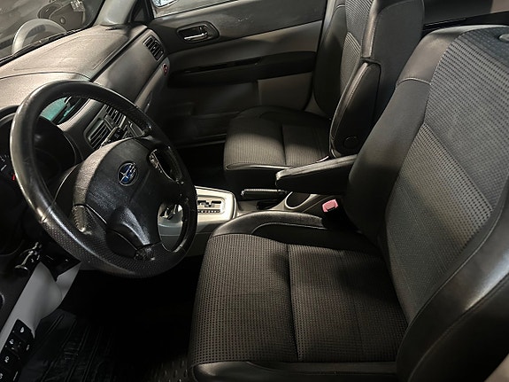 Subaru Forester 8 of 13