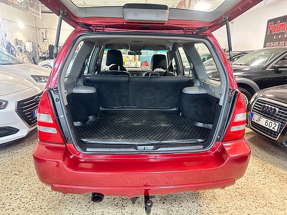 Subaru Forester 12 of 13