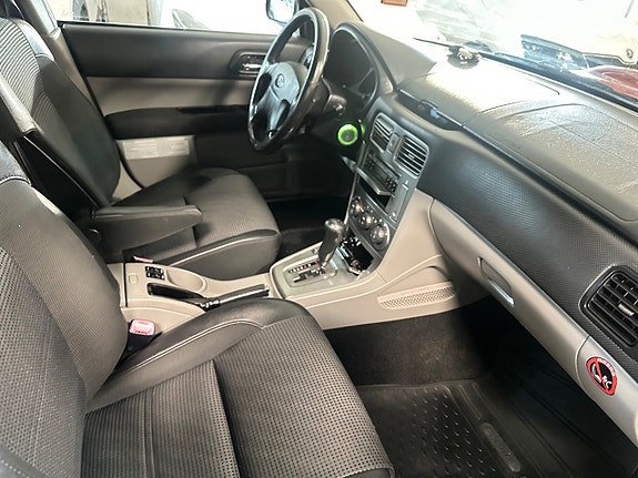 Subaru Forester 7 of 13