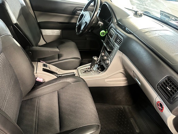 Subaru Forester 10 of 13