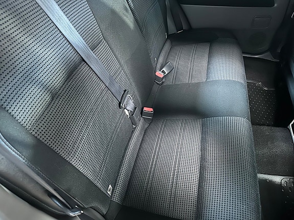 Subaru Forester 11 of 13