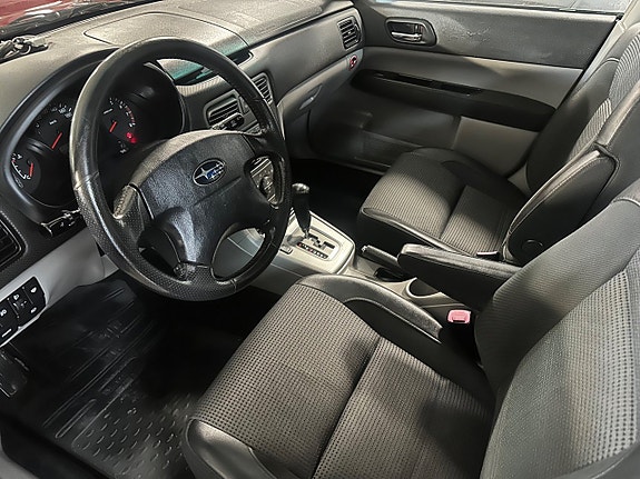 Subaru Forester 6 of 13
