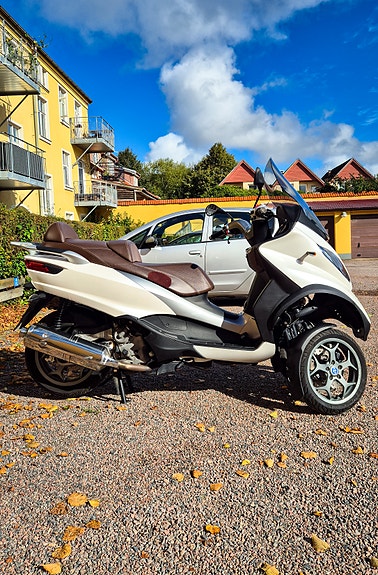 Piaggio MP3 500 3 of 4