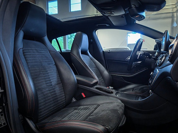 Mercedes-Benz CLA180 9 of 19