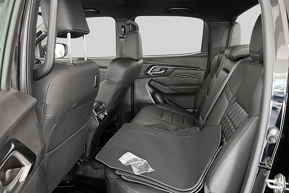 Isuzu D-max 9 of 14