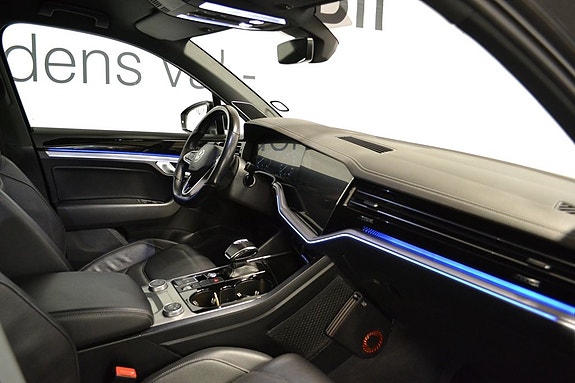 Volkswagen Touareg 7 of 14