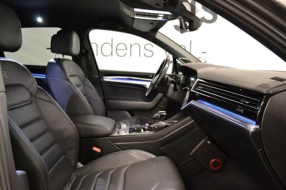 Volkswagen Touareg 6 of 14