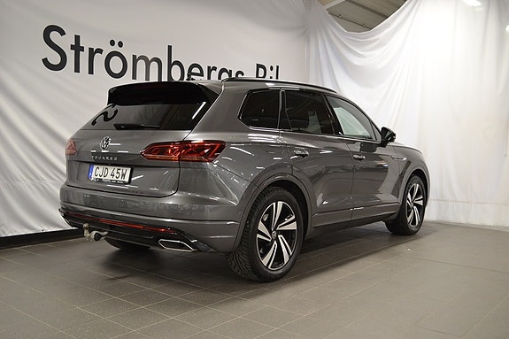 Volkswagen Touareg 3 of 14