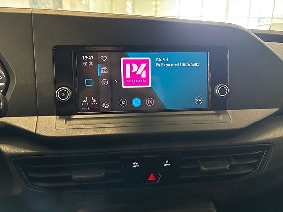 Volkswagen Caddy 15 of 16