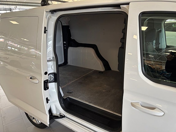 Volkswagen Caddy 16 of 16