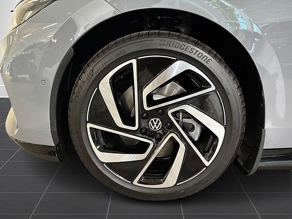 Volkswagen ID.7 6 of 16