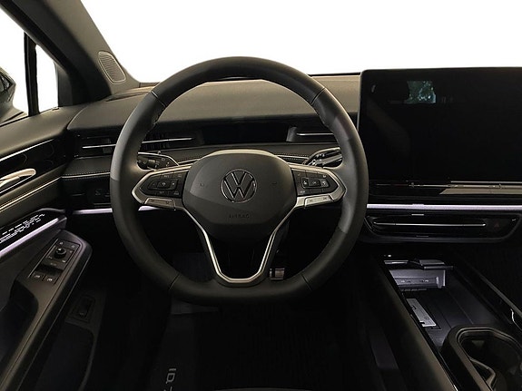 Volkswagen ID.7 8 of 16