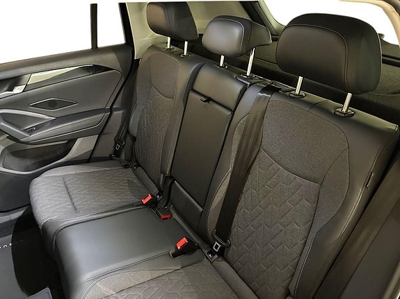Volkswagen Tiguan 15 of 16