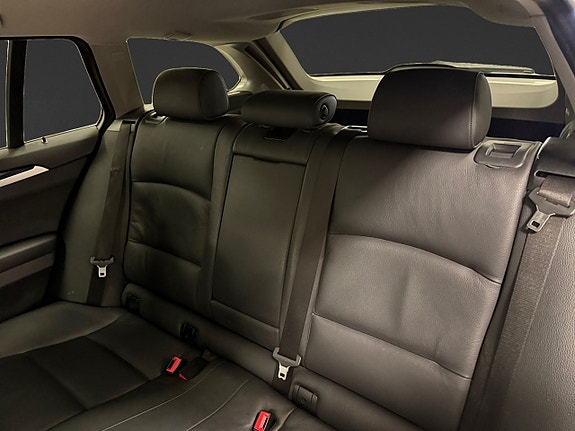 BMW 520 10 of 17
