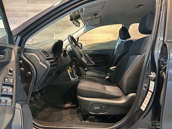 Subaru Forester 7 of 24