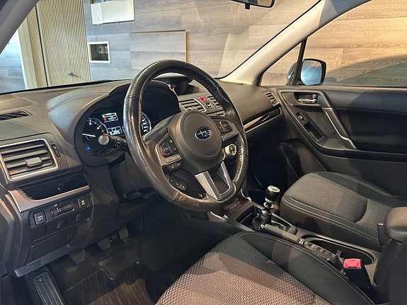 Subaru Forester 6 of 24