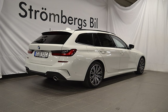 BMW 320 3 of 9