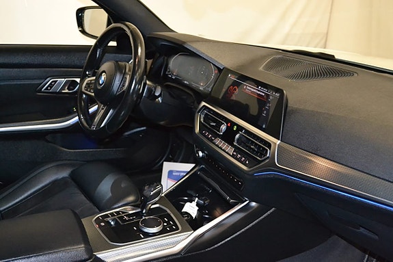 BMW 320 6 of 9