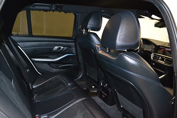 BMW 320 9 of 9