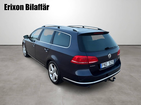 Volkswagen Passat 3 of 27