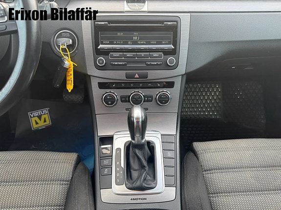 Volkswagen Passat 25 of 27