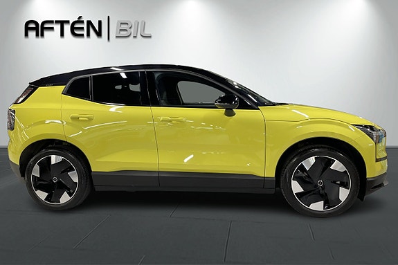 Volvo EX30 7 of 28