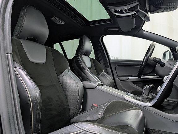 Volvo V60 11 of 14