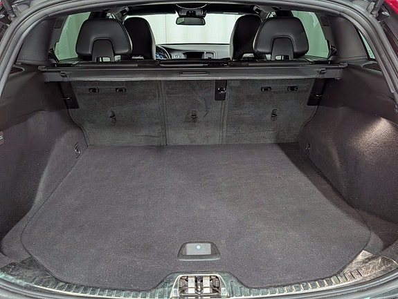 Volvo V60 14 of 14