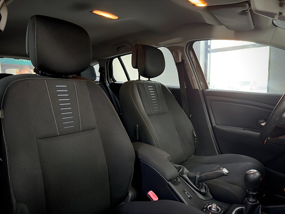 Renault Megane 8 of 15