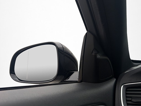 Volvo S60 Cross Country 26 of 30